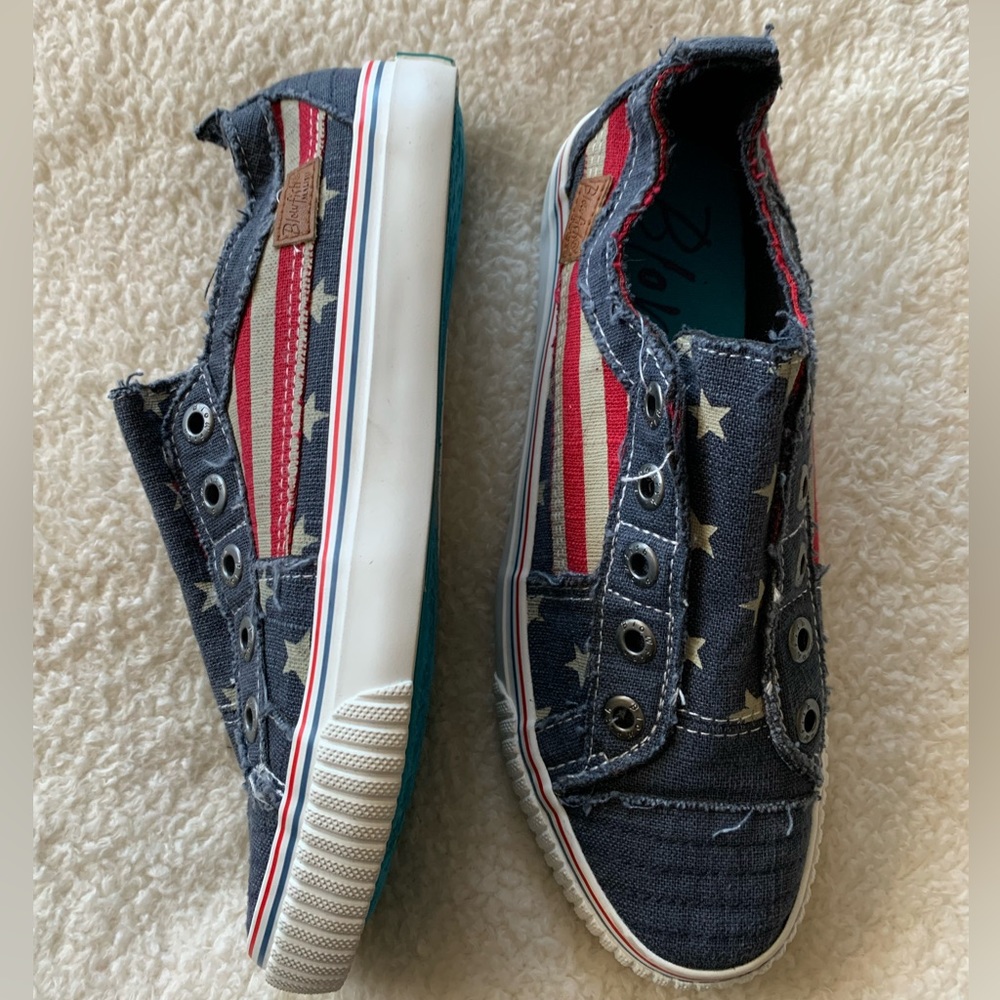 Need cute kicks for the Fourth? 🇺🇸